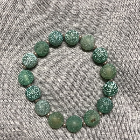 HP 🎉Handmade Agate & glass bead stretch bracelet. 7” Handcrafted. - Picture 4 of 4